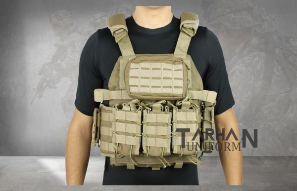 Attack Bej MOLLE Taktik Plate Carrier Yelek – Ayarlanabilir, Çok Cepli