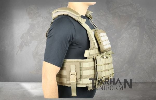 Attack Bej MOLLE Taktik Plate Carrier Yelek – Ayarlanabilir, Çok Cepli